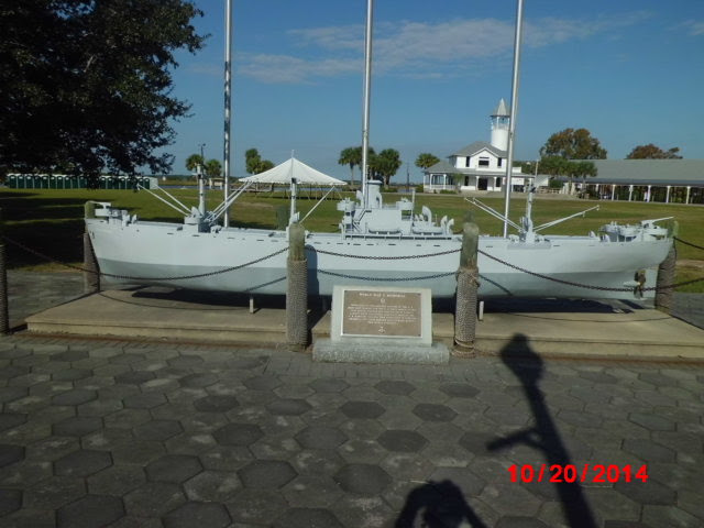 Liberty Ship Model3.JPG